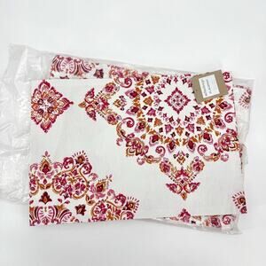 Bed Bath Beyond Echo Des. NWT Set of 6 Fabric Placemats 13x19 Parvani Medallion